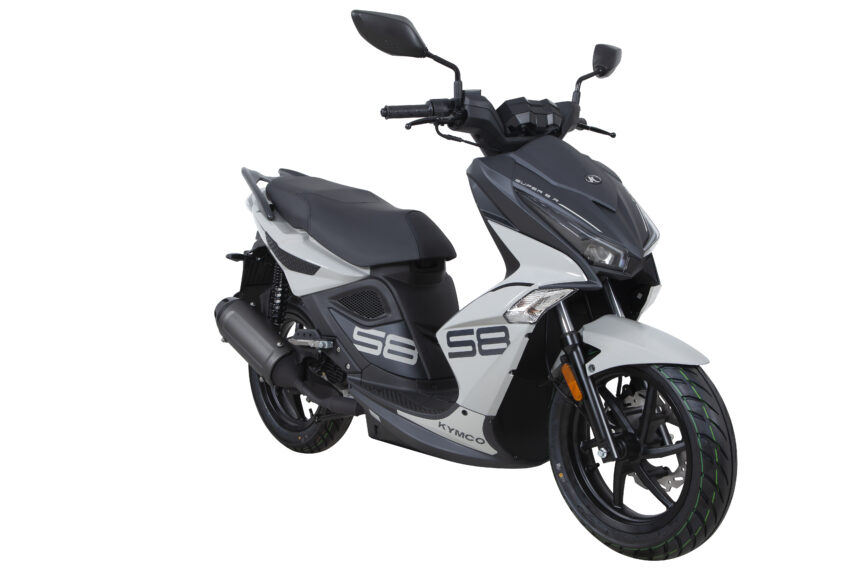 De Kymco Super 8R E5 is scherp geprijsd leverbaar bij de enige officiële Kymco dealer van Alphen aan den Rijn; Van der Louw tweewielers.