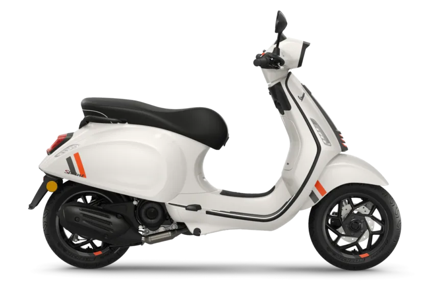 De Vespa Sprint S E5 is leverbaar bij de enige officiële Vespa dealer van Alphen aan den Rijn; Van der Louw tweewielers.